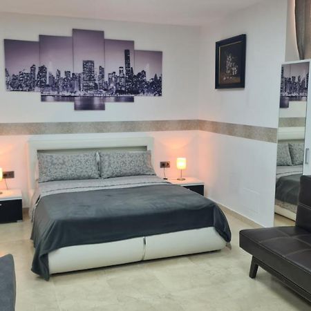 Apartamentos Porvera Jerez Centro Jerez de la Frontera Exteriör bild