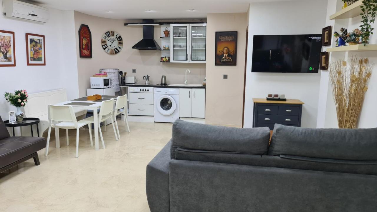 Apartamentos Porvera Jerez Centro Jerez de la Frontera Exteriör bild